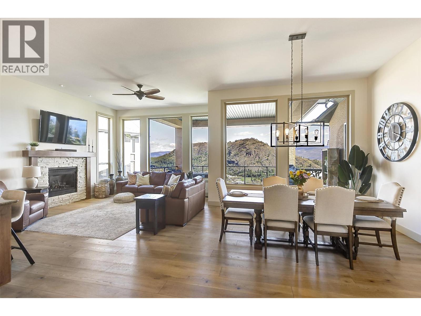  2546 Hedgestone Drive, West Kelowna