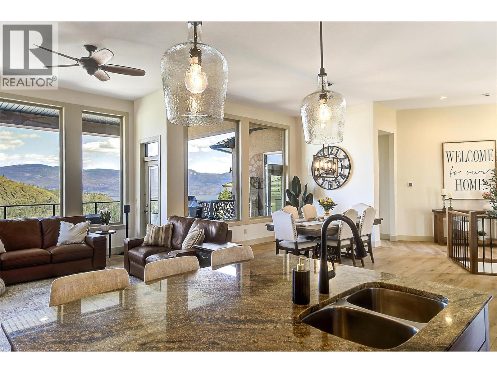  2546 Hedgestone Drive, West Kelowna