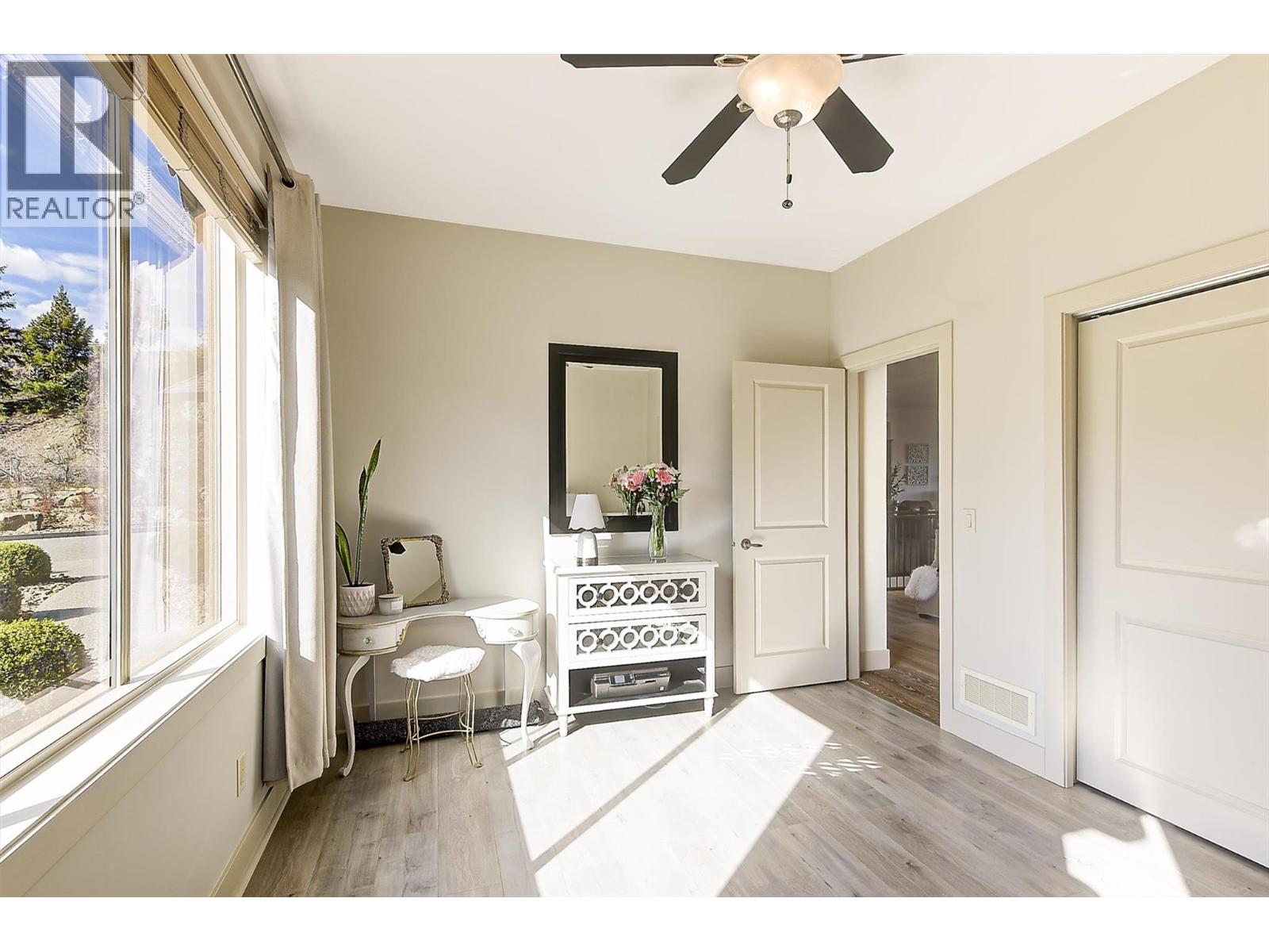  2546 Hedgestone Drive, West Kelowna