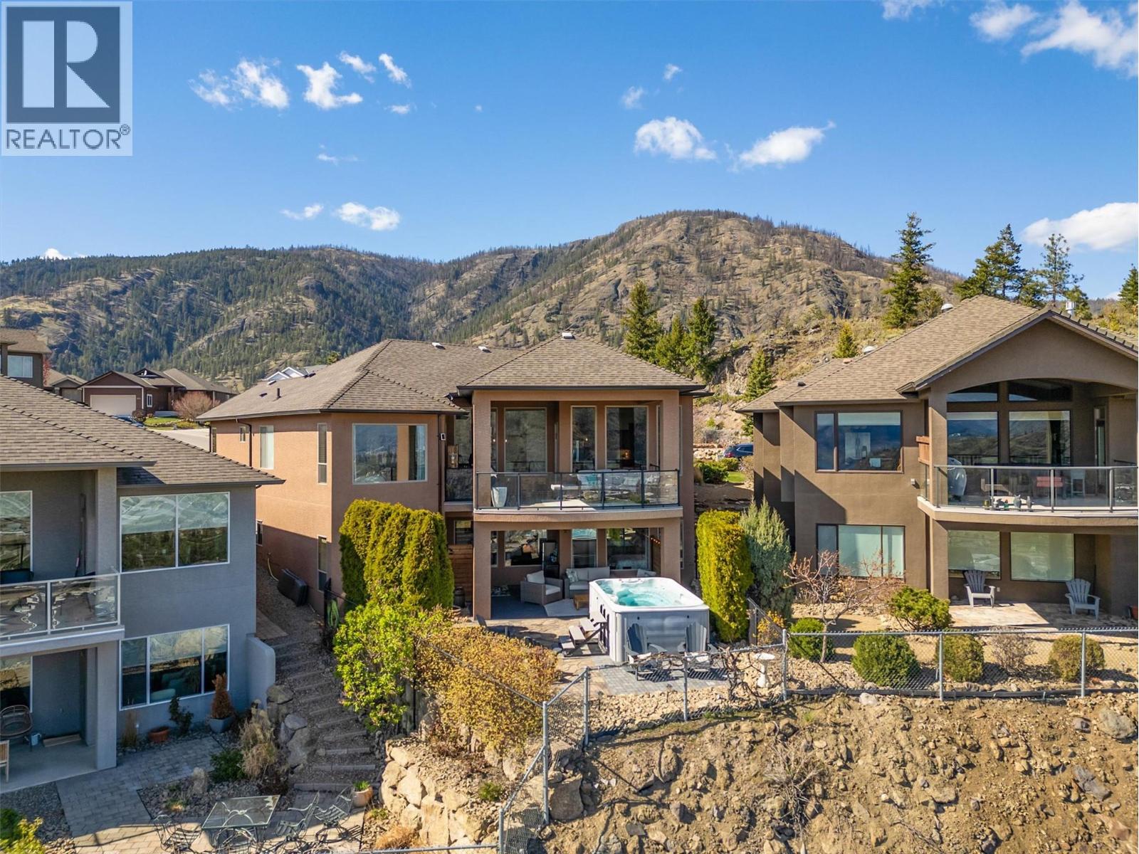  2546 Hedgestone Drive, West Kelowna