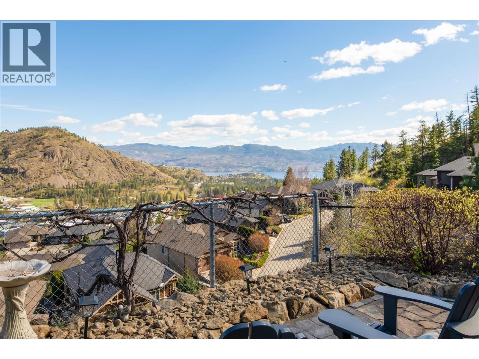 2546 Hedgestone Drive, West Kelowna