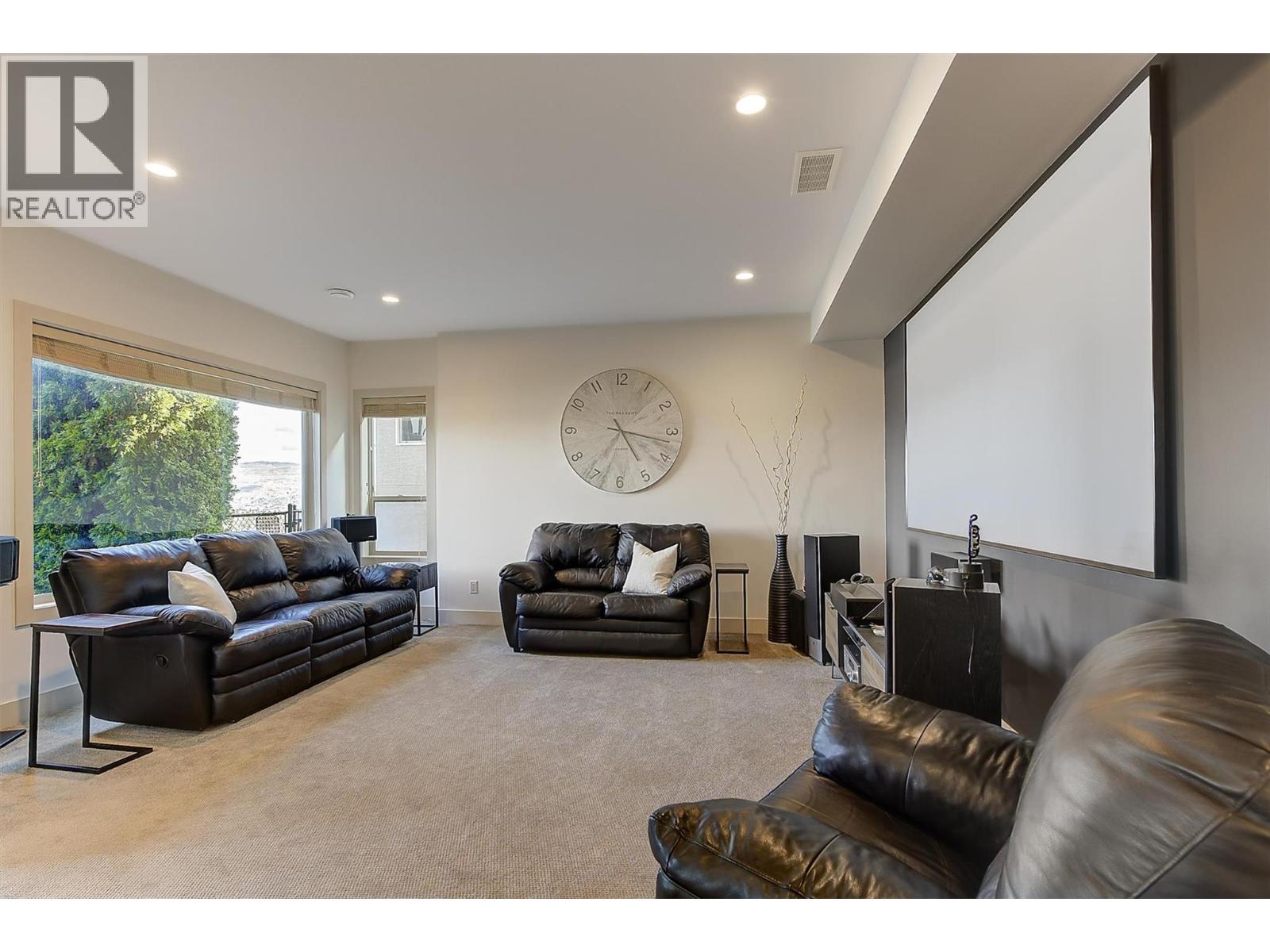  2546 Hedgestone Drive, West Kelowna