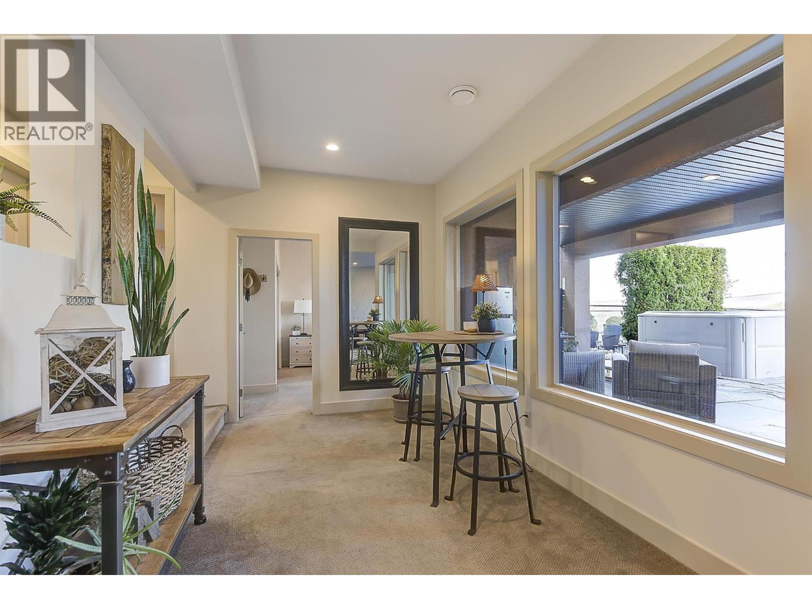  2546 Hedgestone Drive, West Kelowna