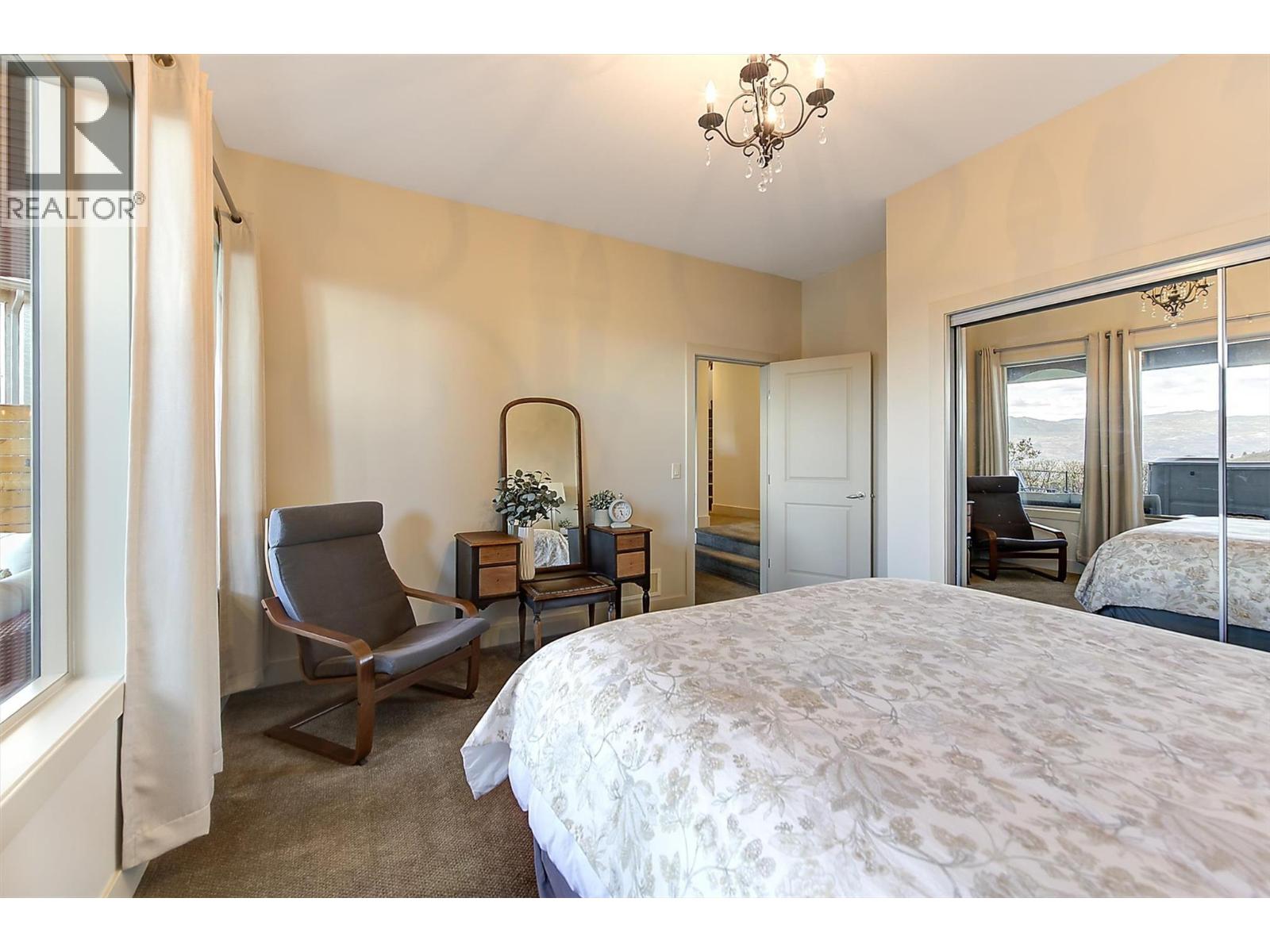  2546 Hedgestone Drive, West Kelowna