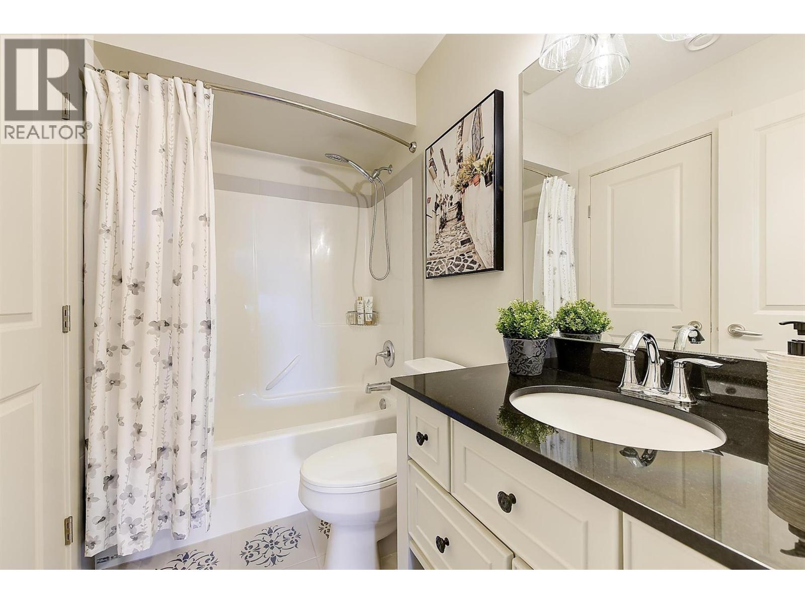  2546 Hedgestone Drive, West Kelowna