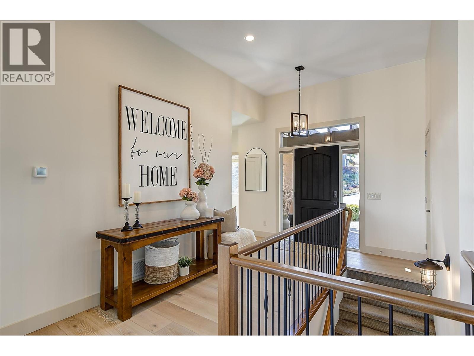  2546 Hedgestone Drive, West Kelowna