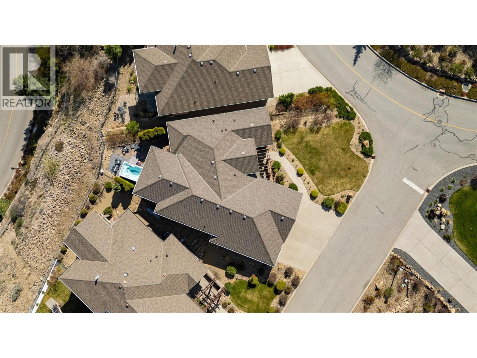  2546 Hedgestone Drive, West Kelowna
