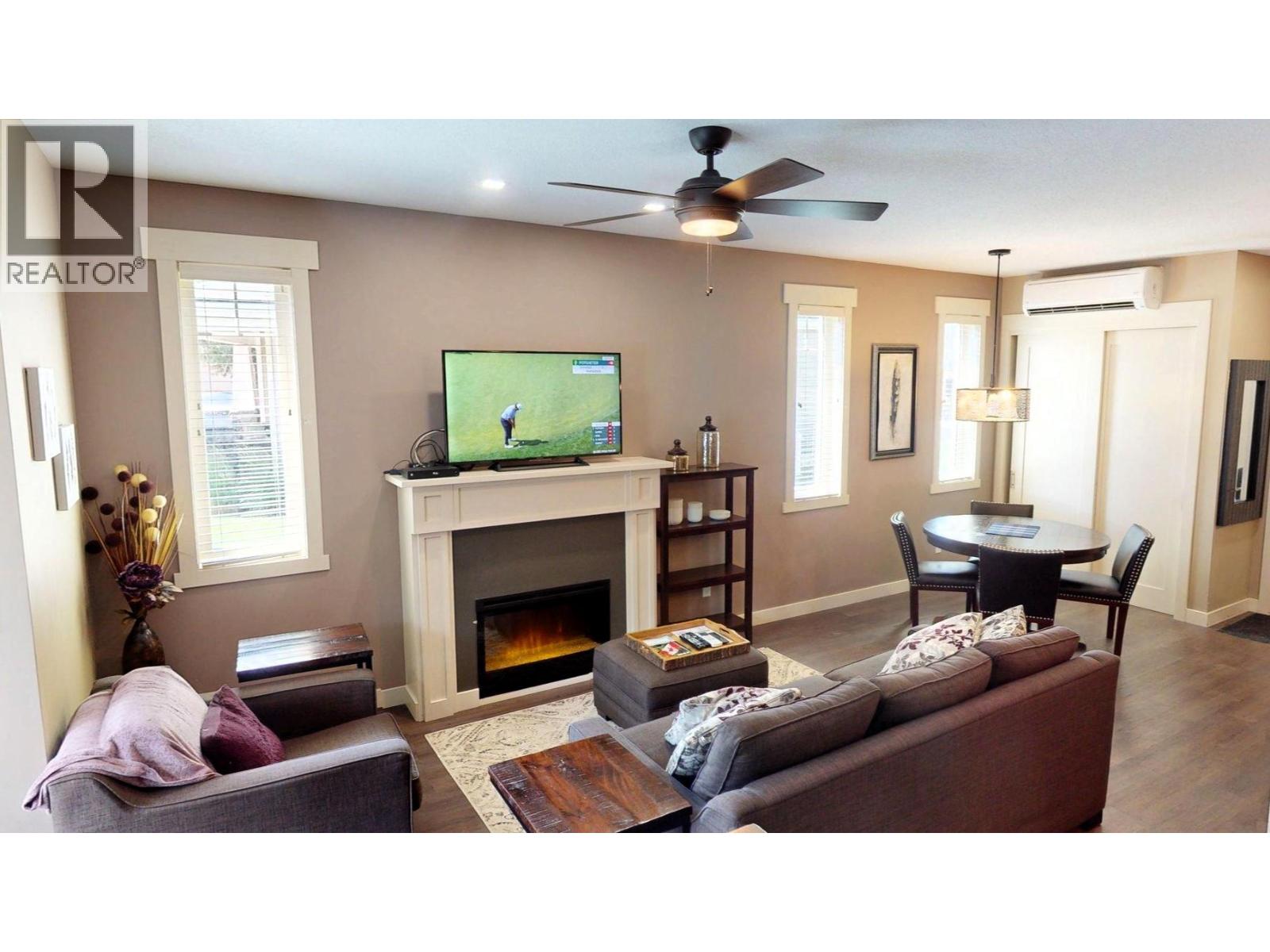 #915 E 900 BIGHORN Boulevard - 25