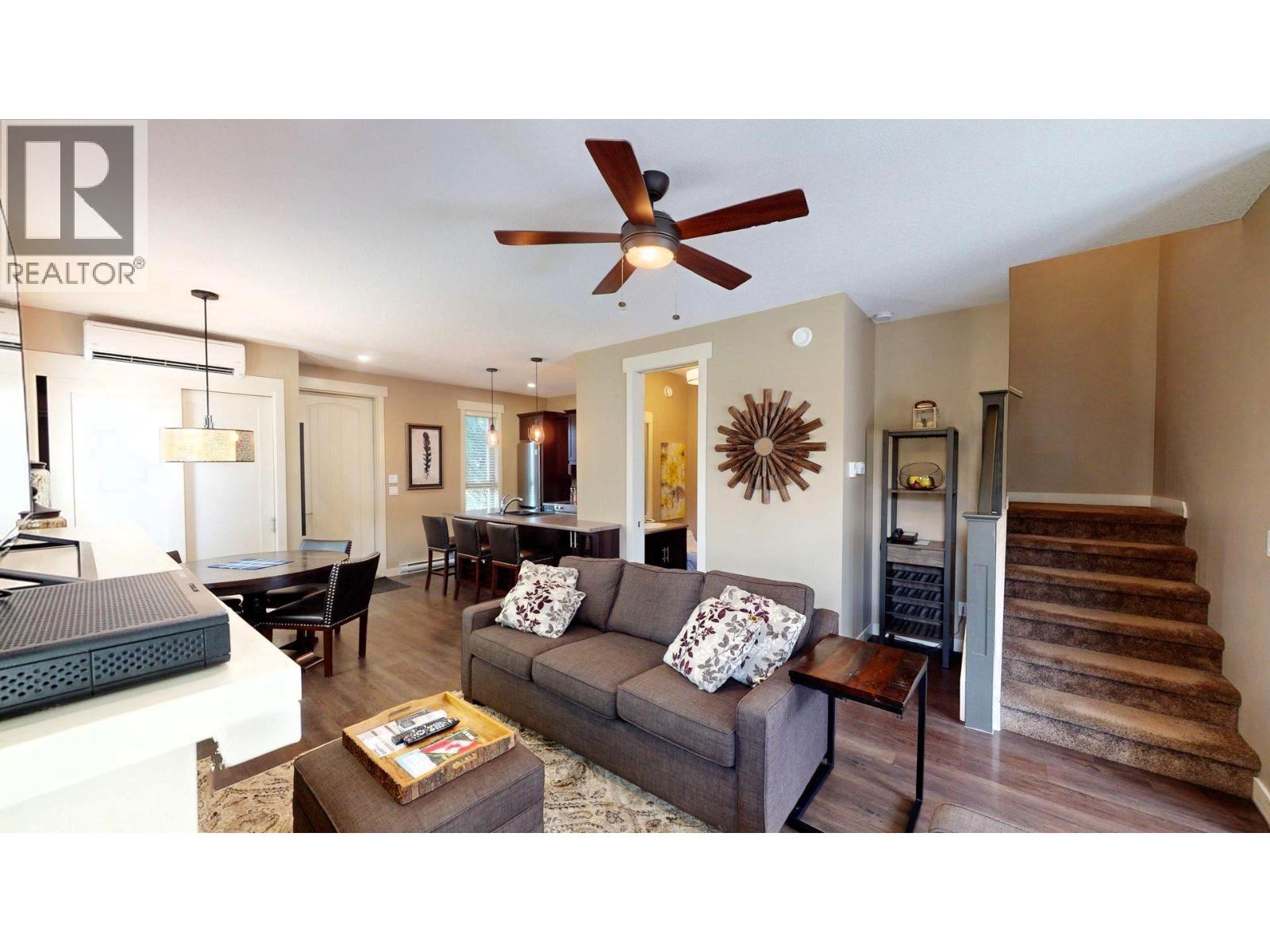 #915 E 900 BIGHORN Boulevard - 27