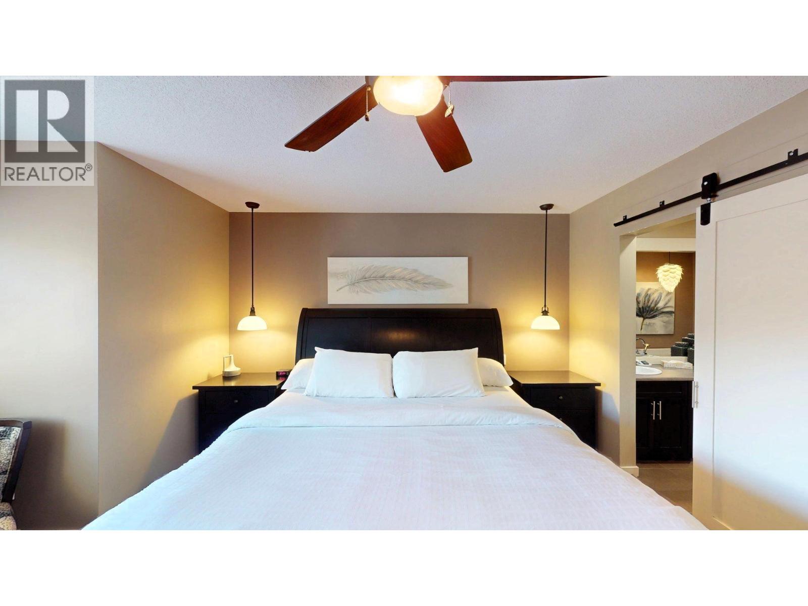 #915 E 900 BIGHORN Boulevard - 30