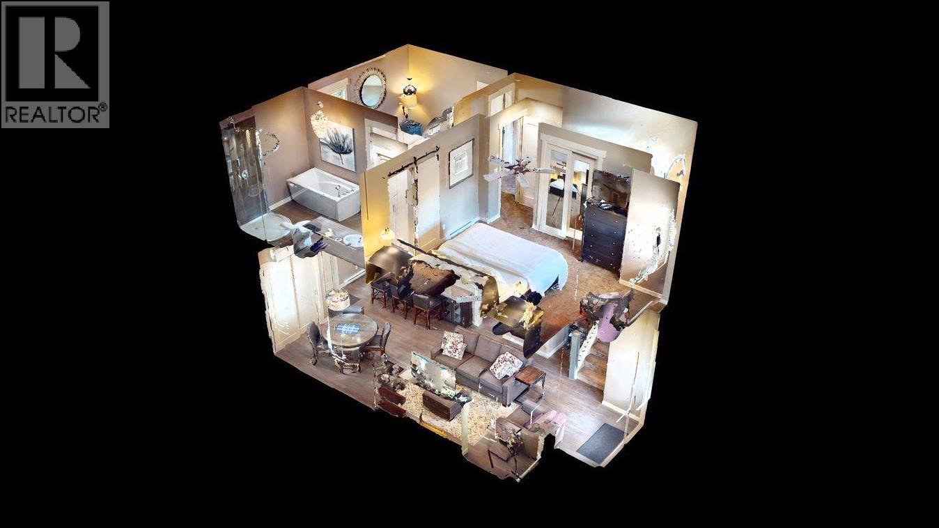 #915 E 900 BIGHORN Boulevard - 44