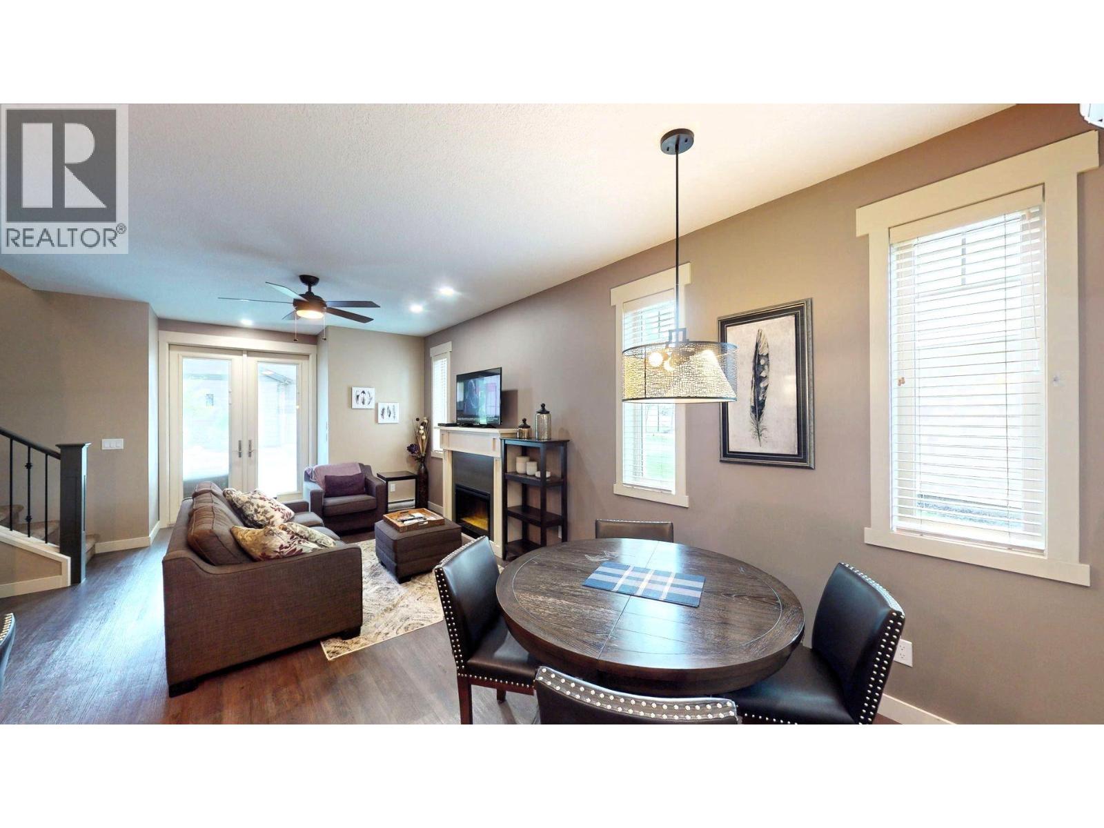 #915 E 900 BIGHORN Boulevard - 6