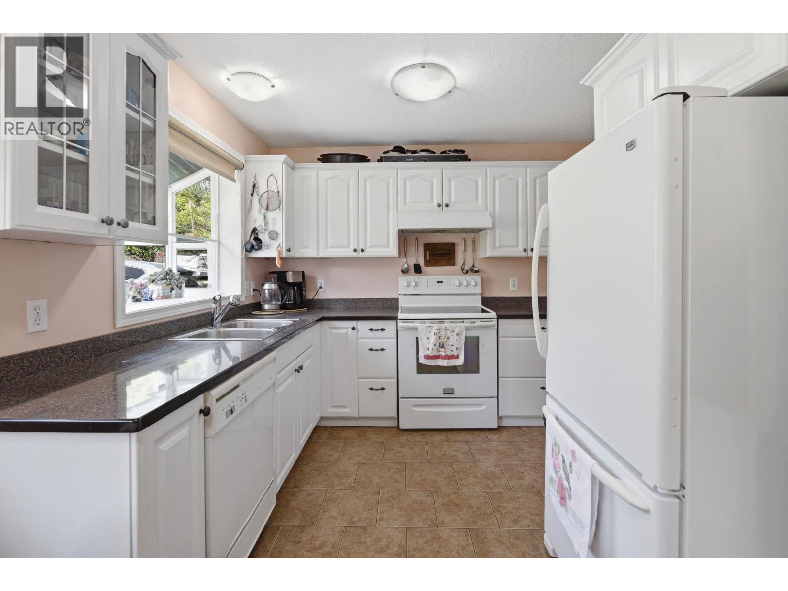  3193 McLeod Road, West Kelowna