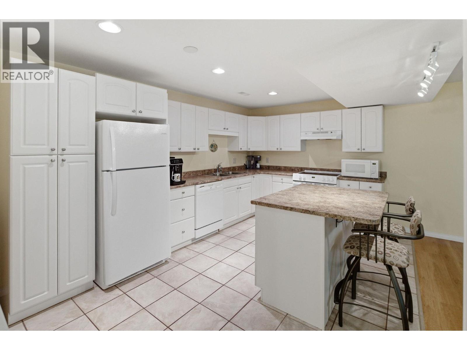  3193 McLeod Road, West Kelowna