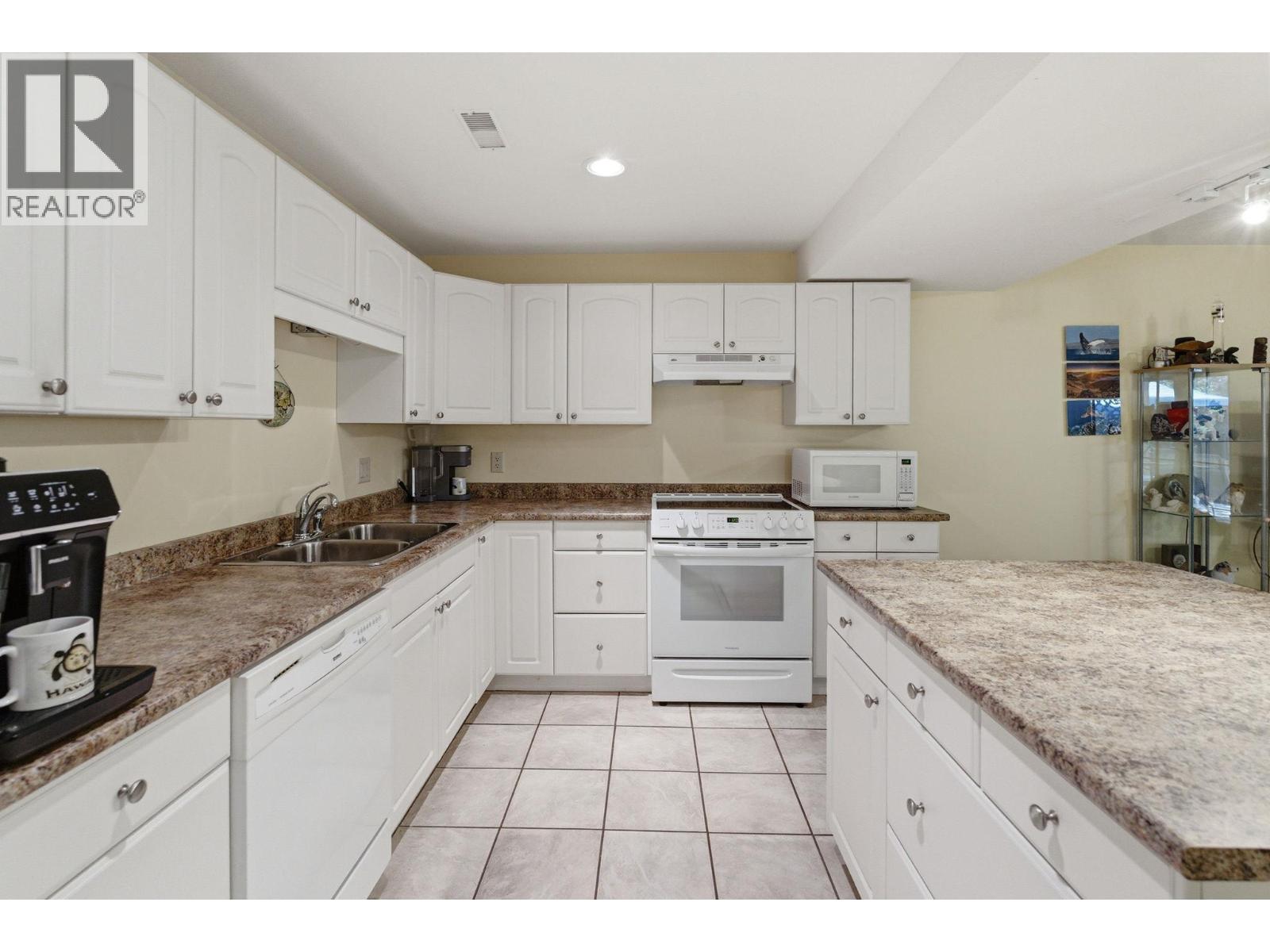  3193 McLeod Road, West Kelowna