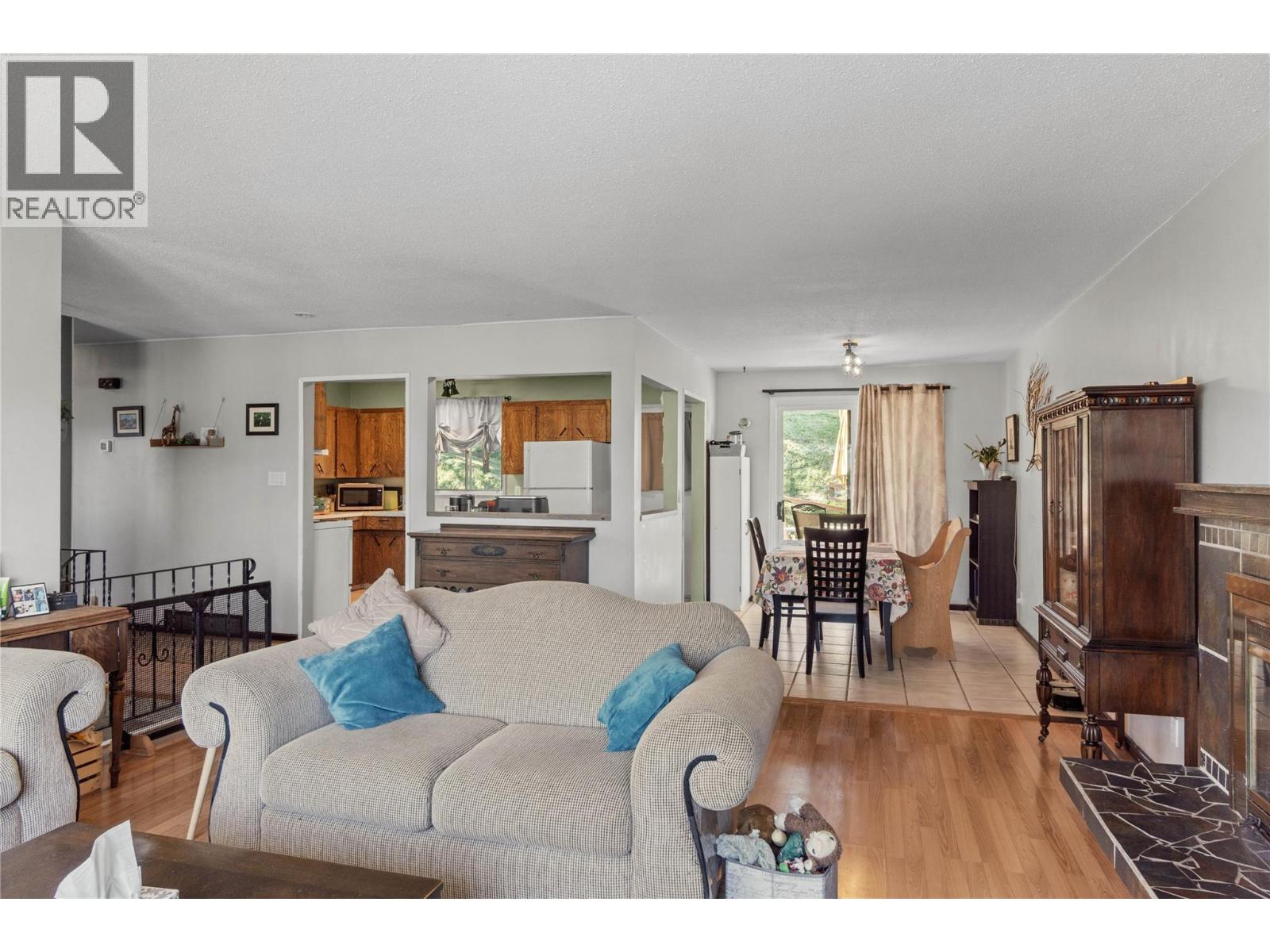 1285 Belair Drive - 7