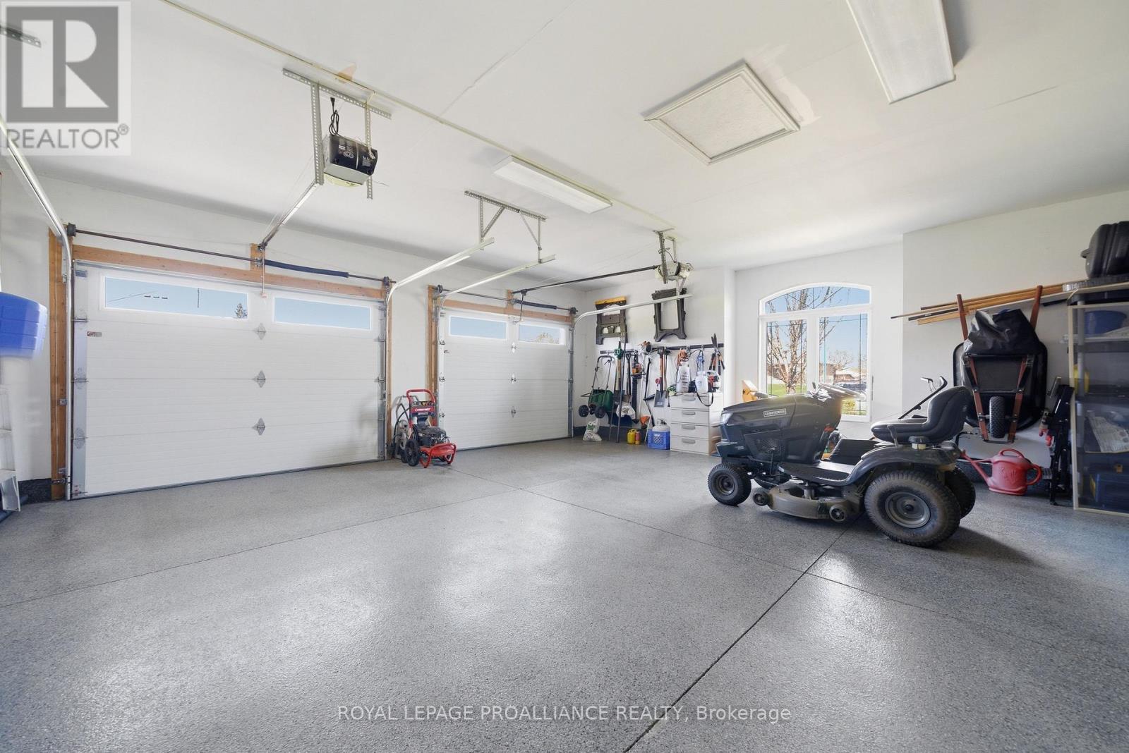 4 BAYSWATER ROAD - 46