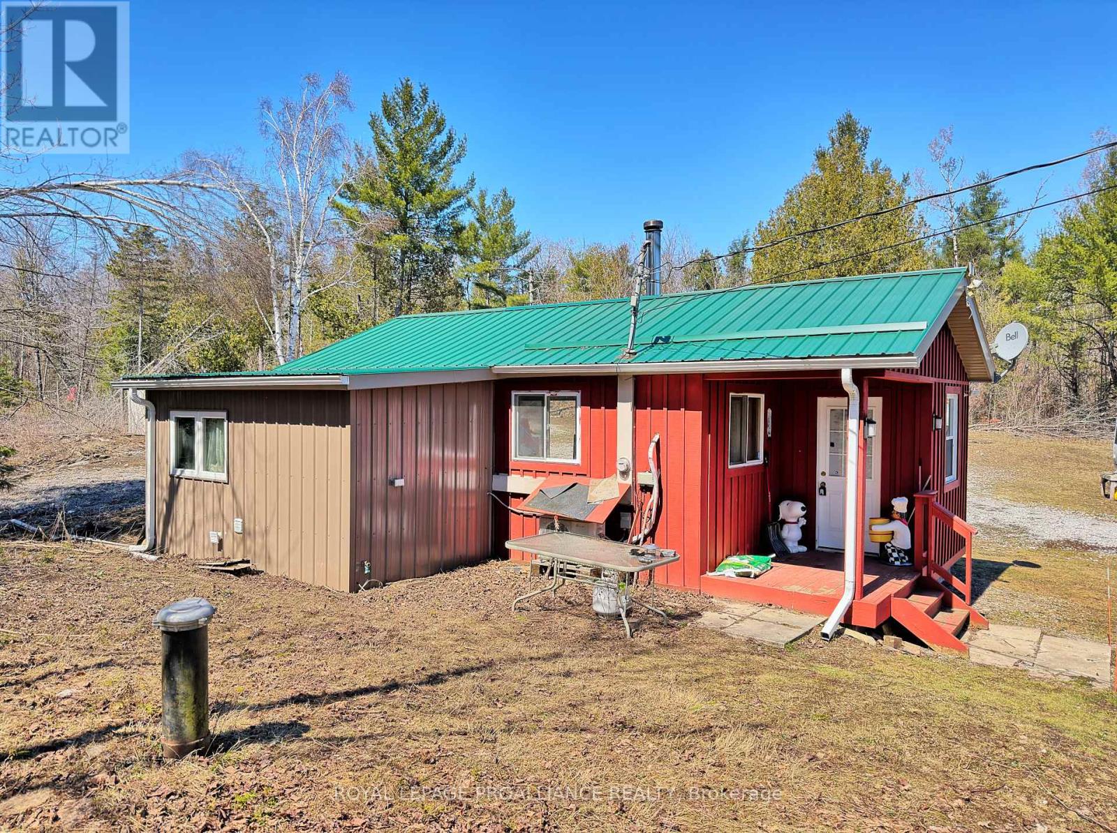 812 CLEVELAND ROAD - 2