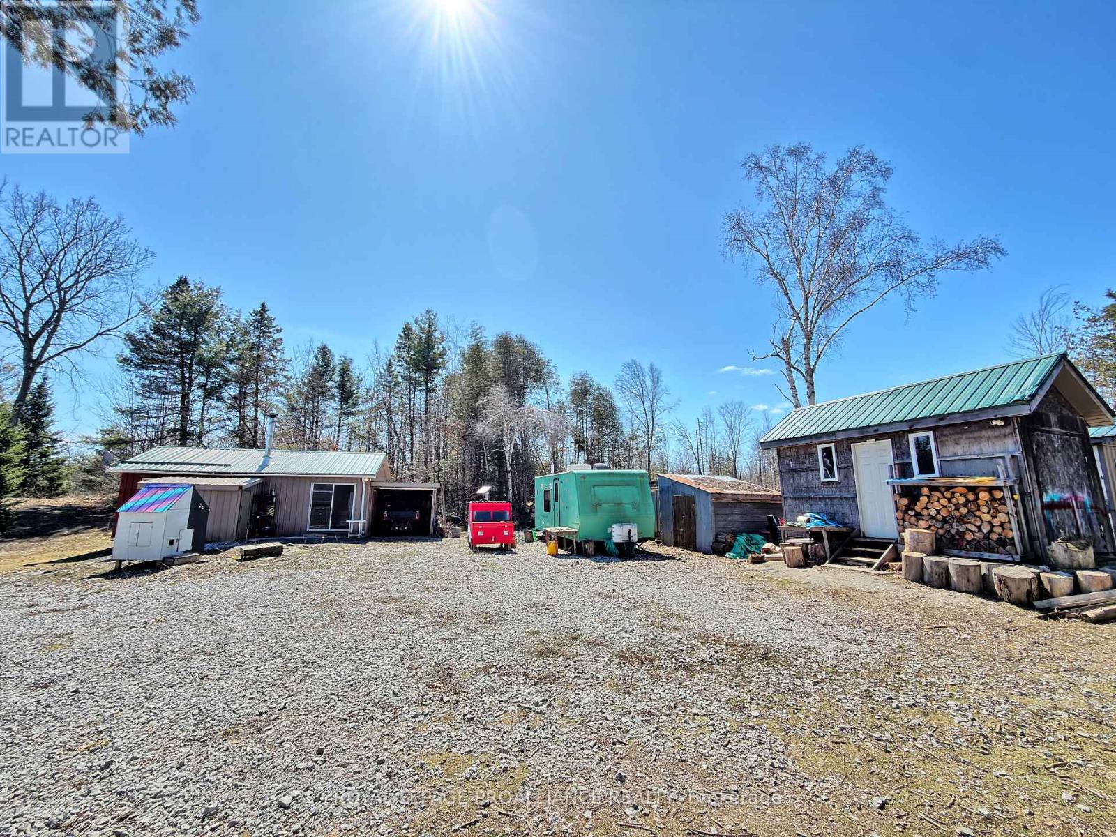 812 CLEVELAND ROAD - 24
