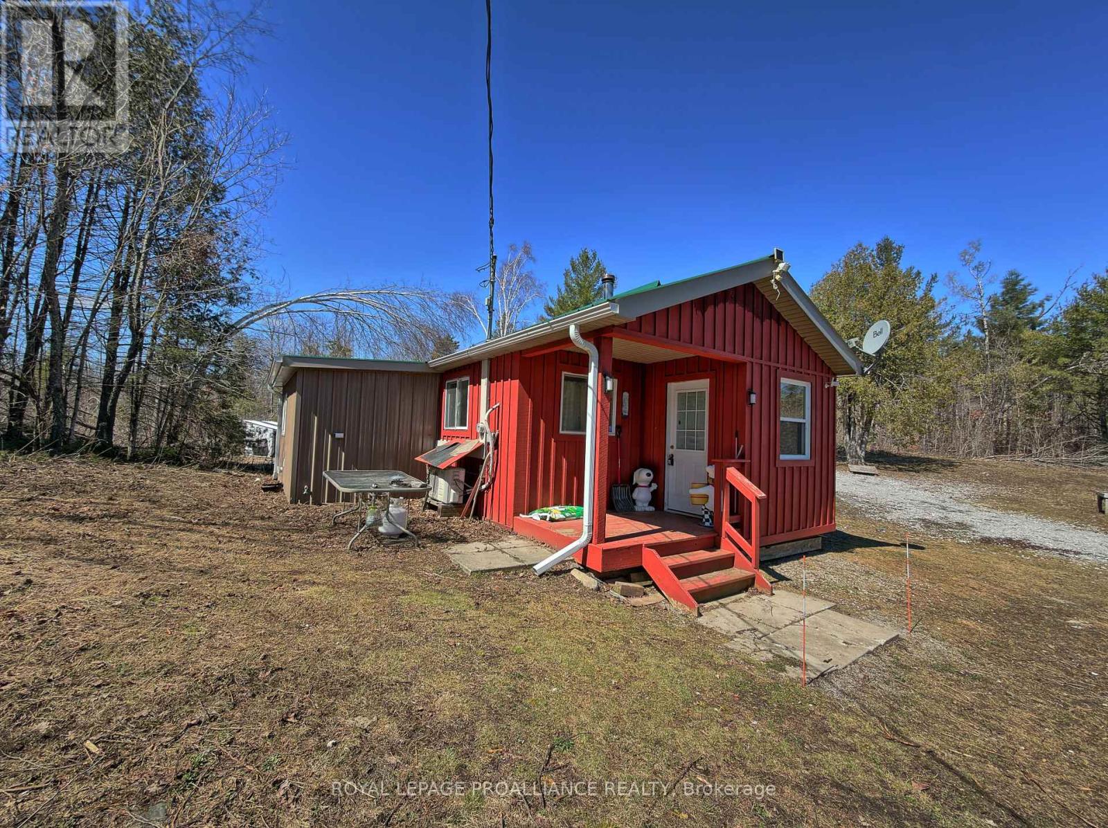 812 CLEVELAND ROAD - 3