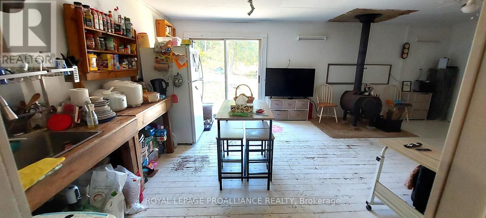 812 CLEVELAND ROAD - 6