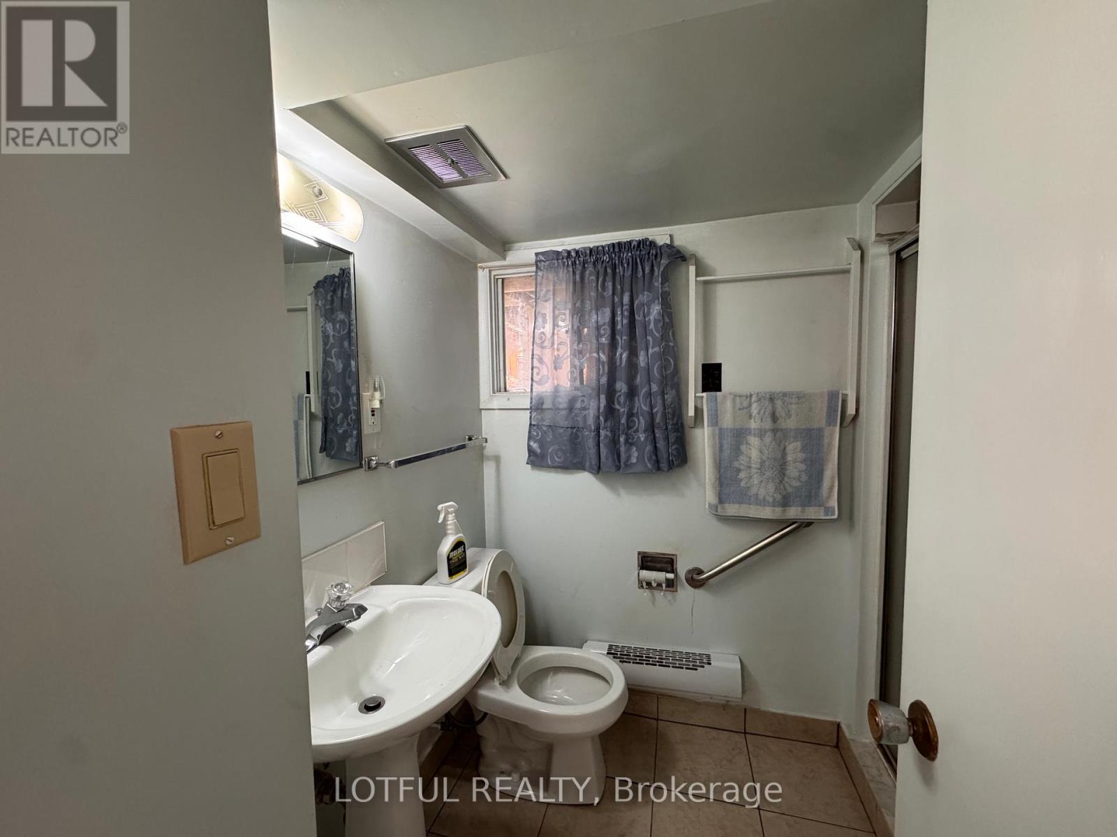 1 Bed, 1 Bath House for Rent in Ottawa – B – 30 FOSTER STREET, Ottawa – MLS# X13031360 - Image 6