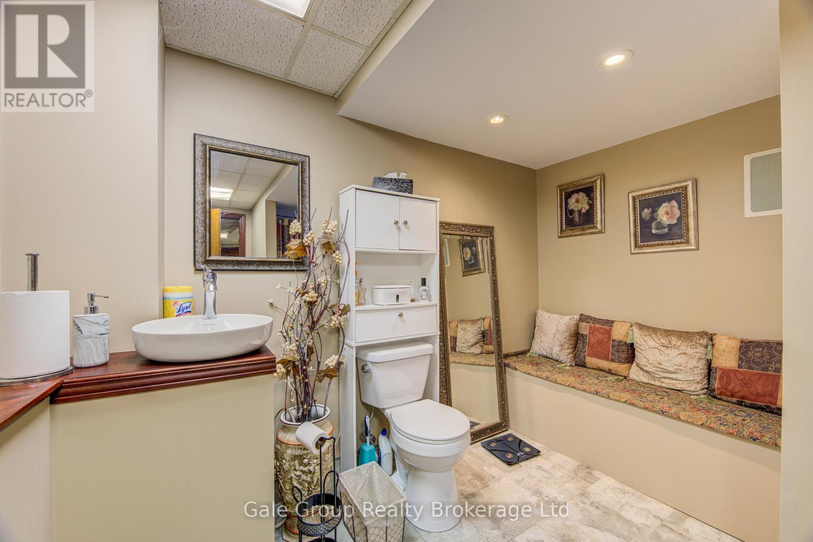 Lower level washroom