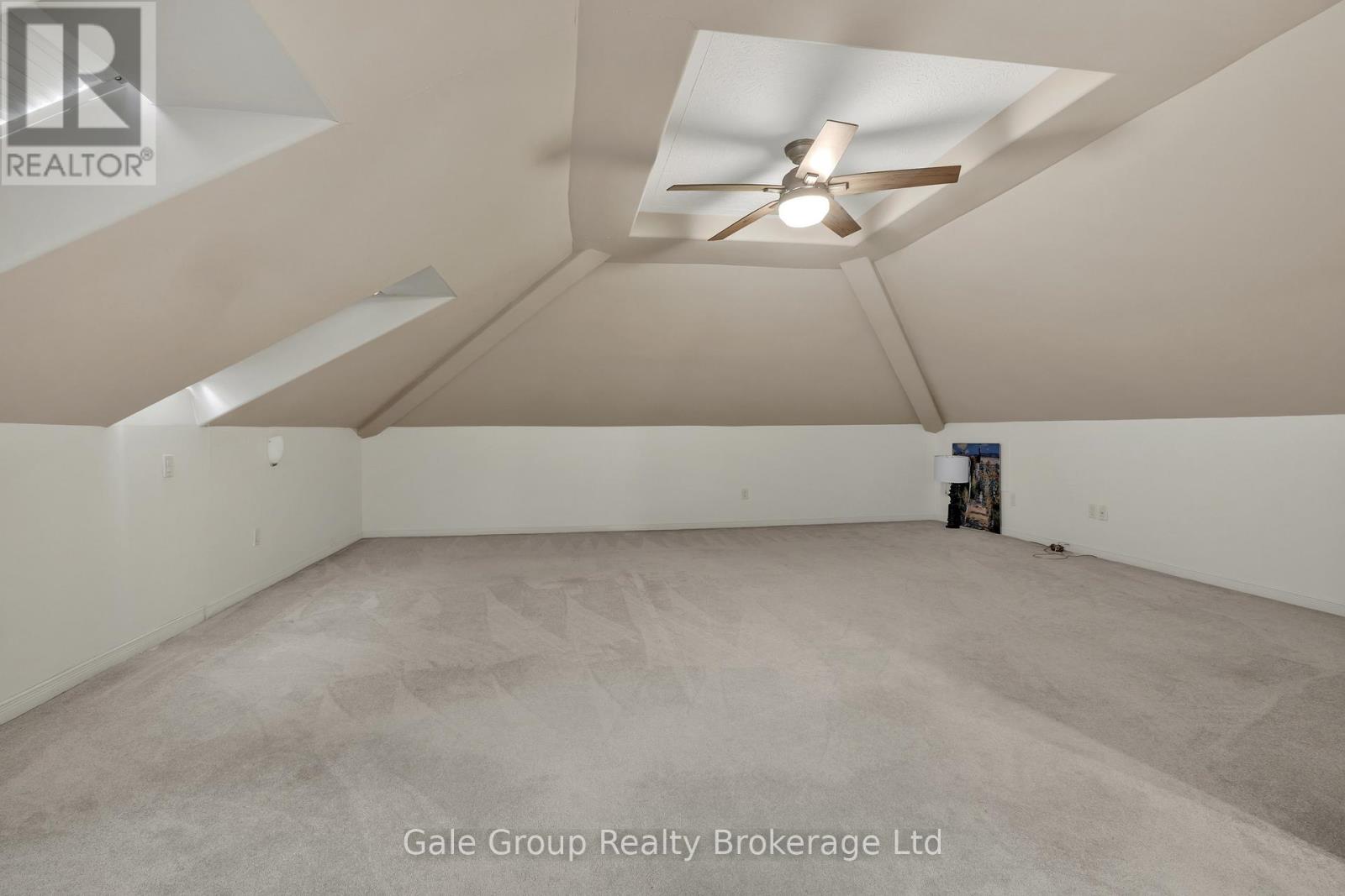 Upper residential unit