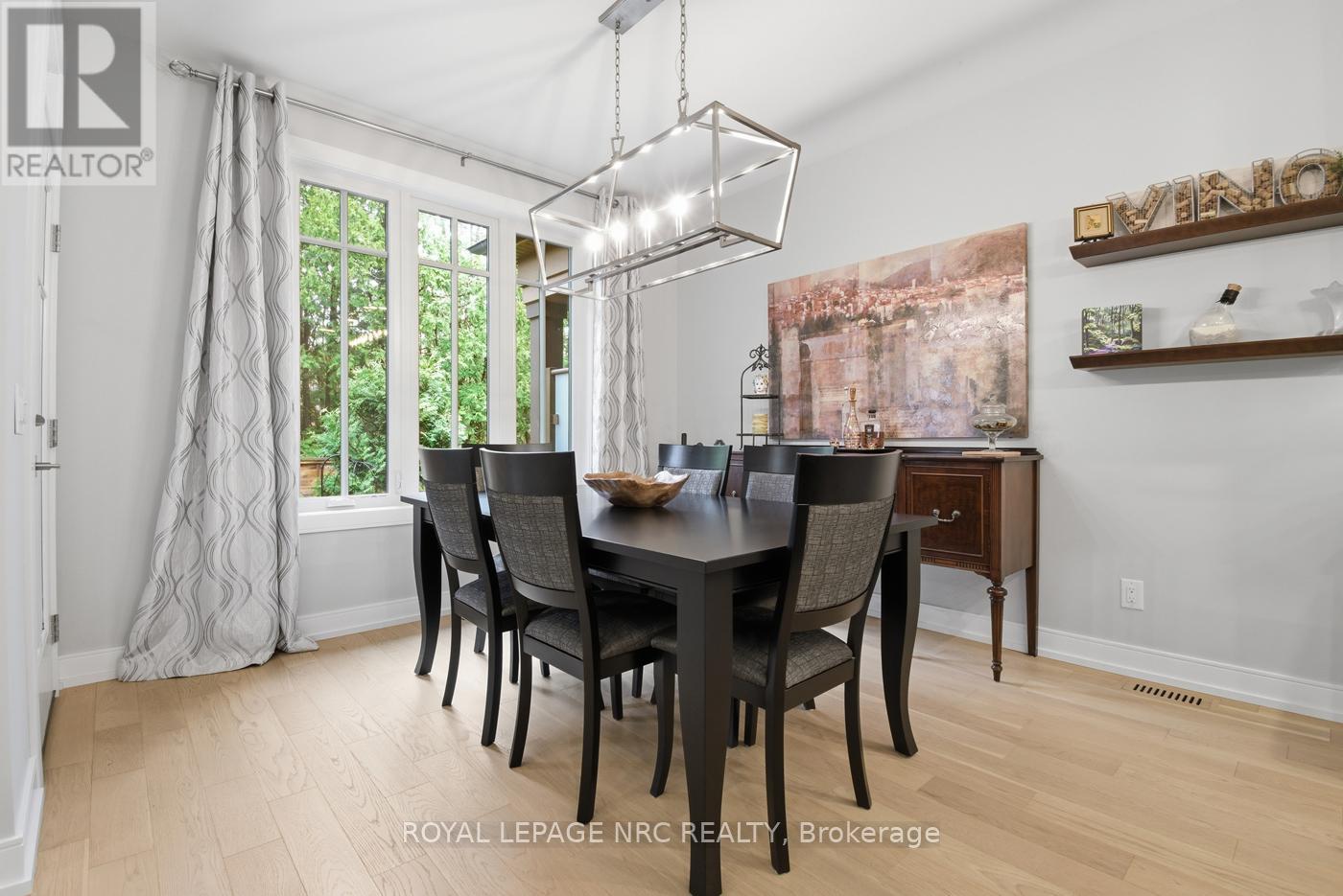 Dining area offers flex space for larger gathering