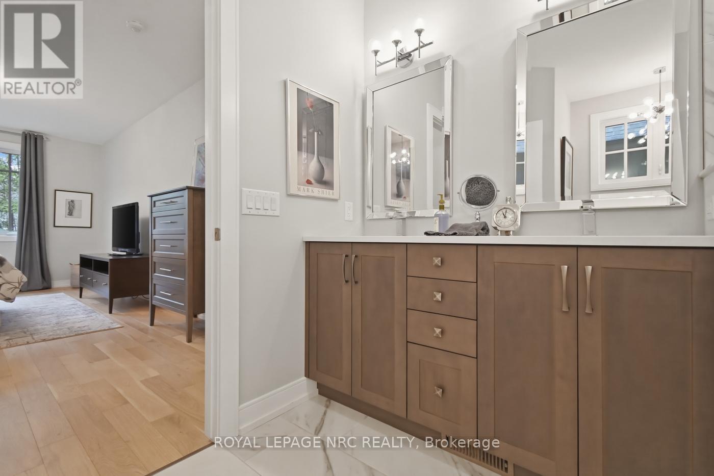 Ensuite off the Primary Bedroom