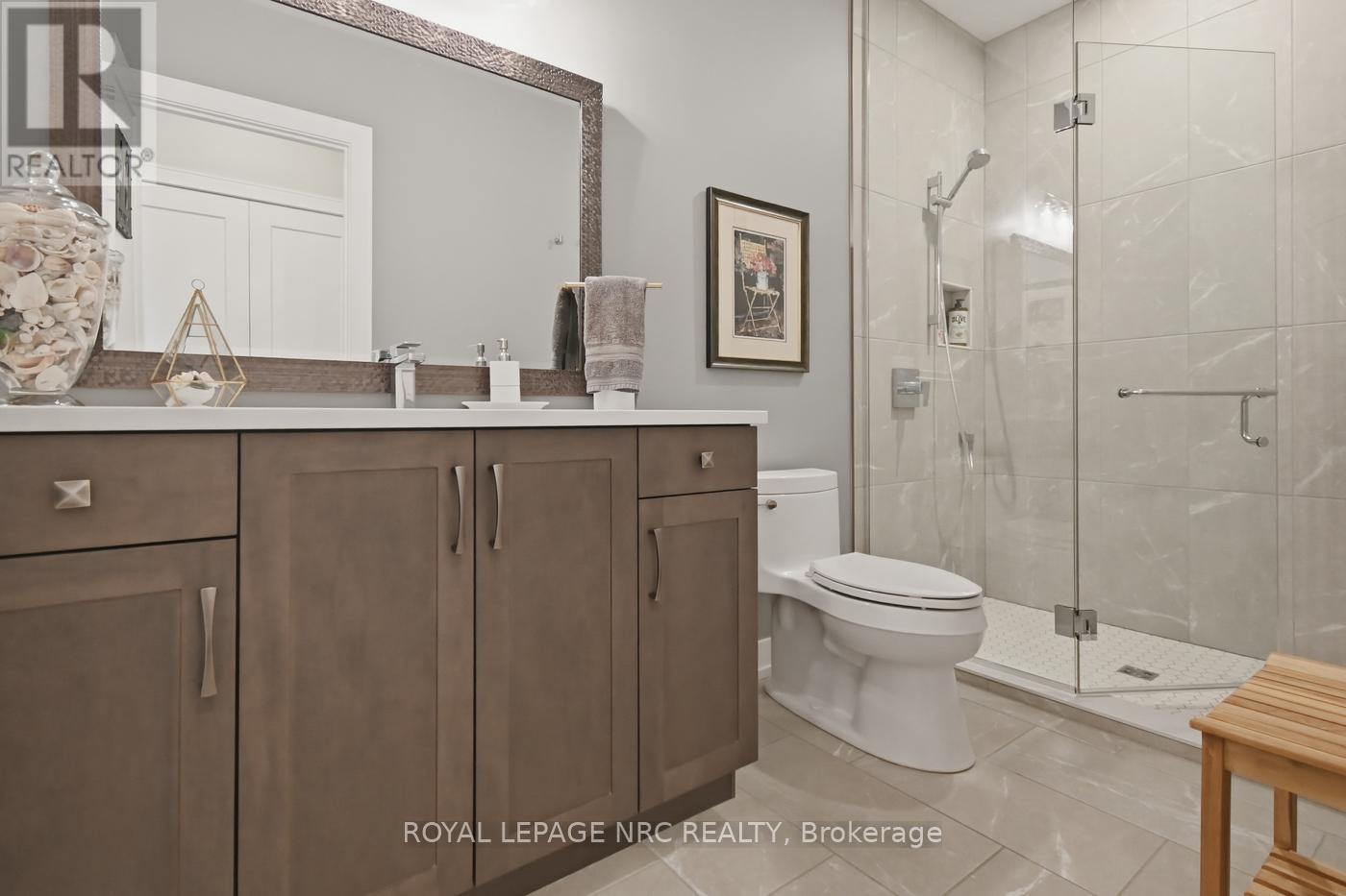 Ensuite 5 pc Luxurious Escapte