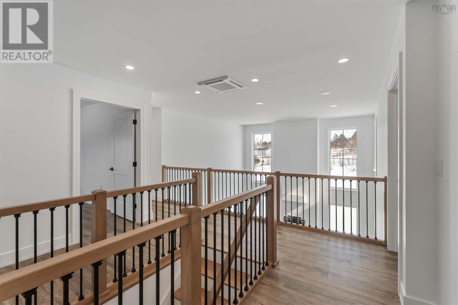 35 Seeland Avenue — photo 25