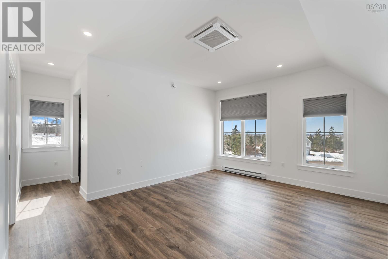 35 Seeland Avenue — photo 27