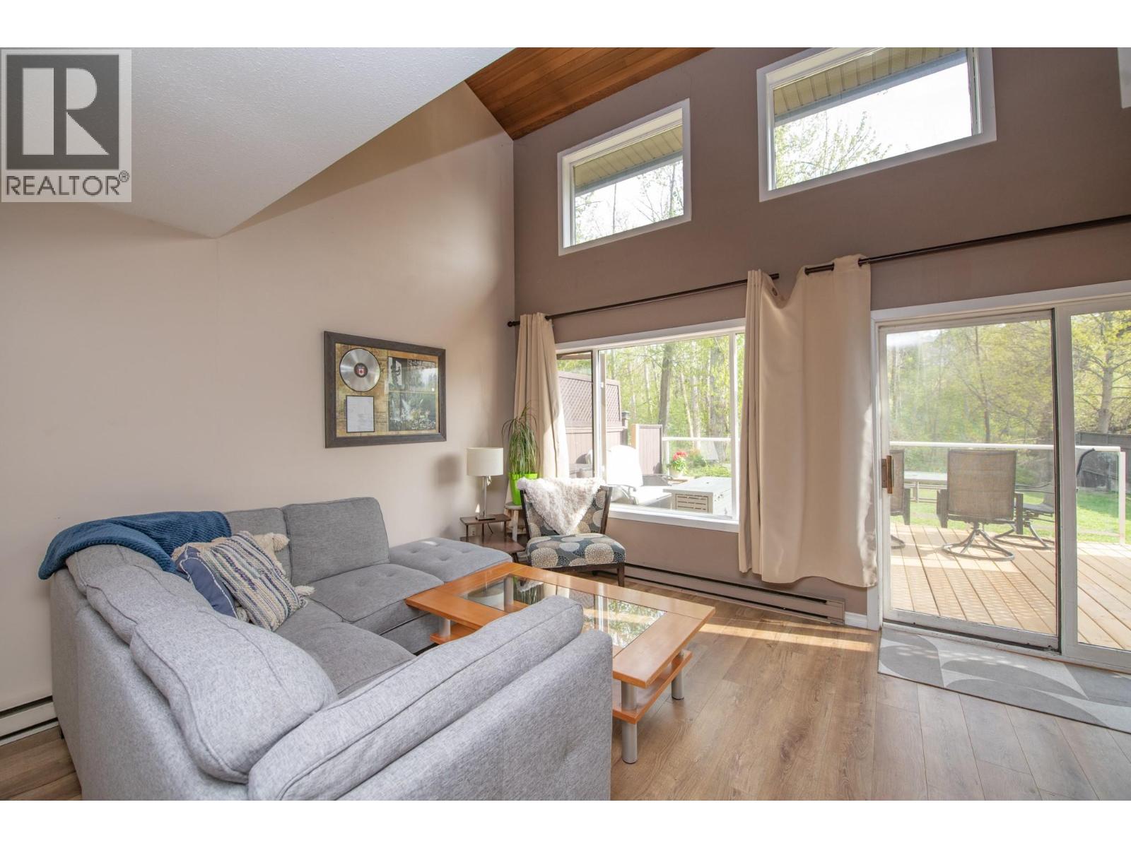 4004 24 Avenue Unit# 9, Vernon