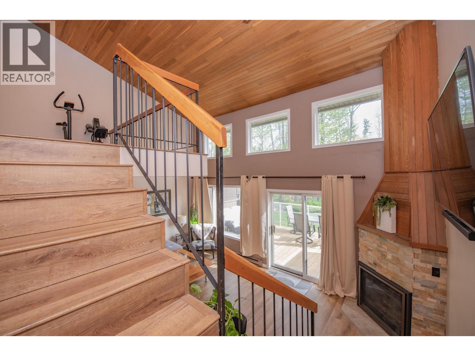 4004 24 Avenue Unit# 9, Vernon