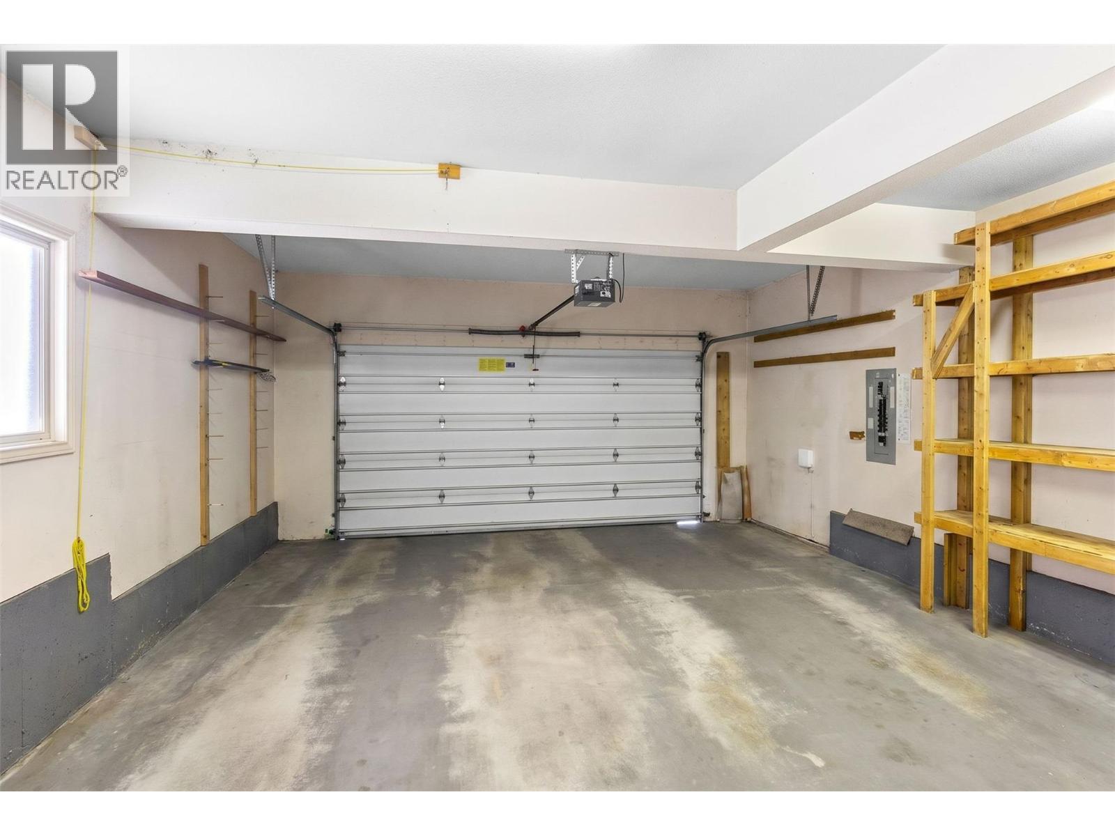 307 Sandpiper Court, Kelowna