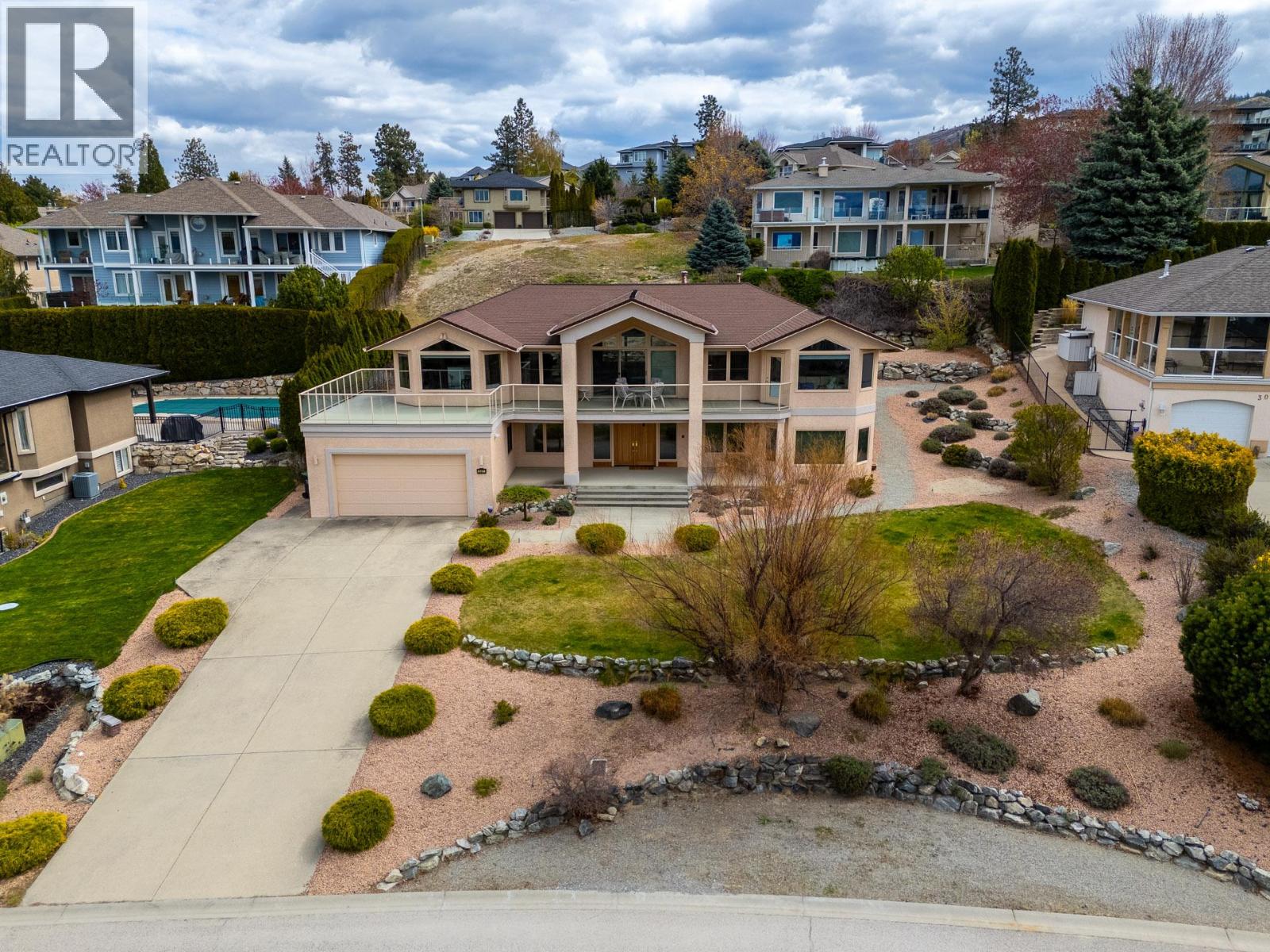 307 Sandpiper Court, Kelowna