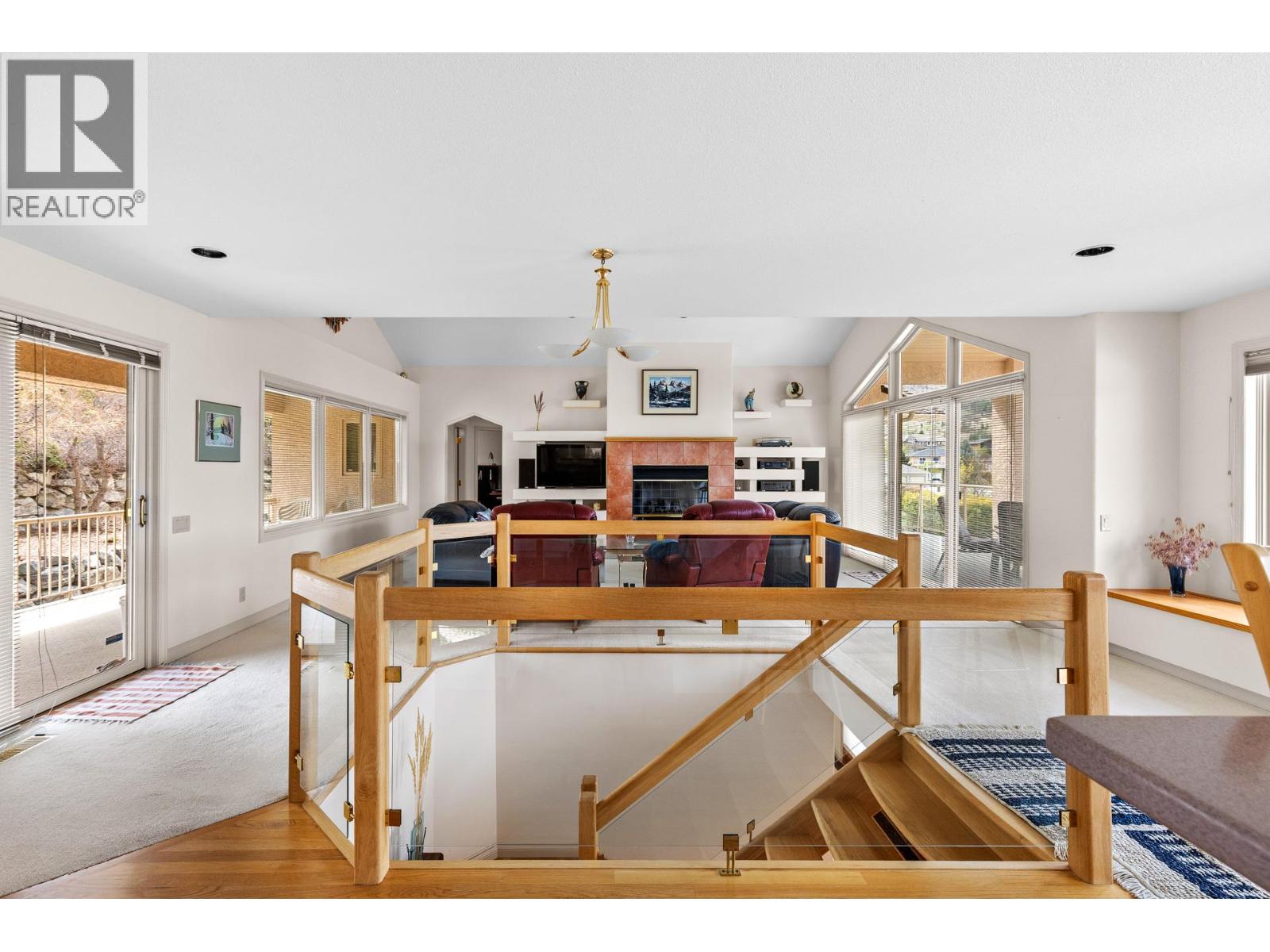 307 Sandpiper Court, Kelowna