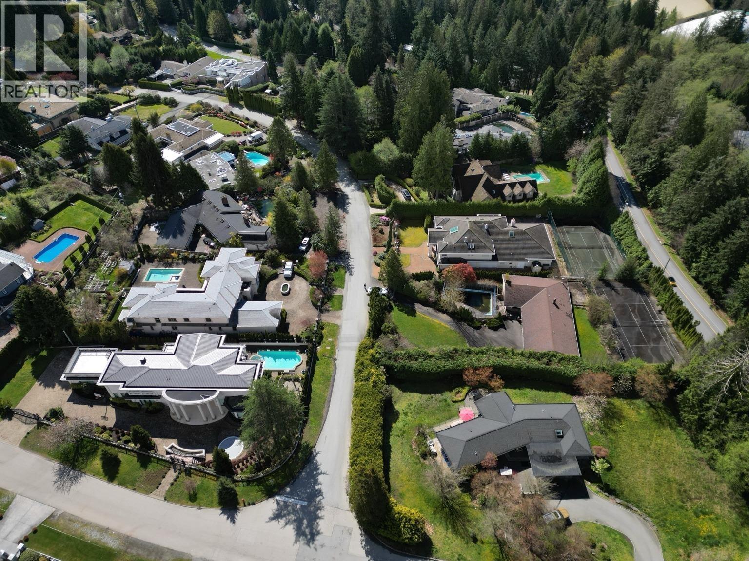 960 PYRFORD ROAD, West Vancouver