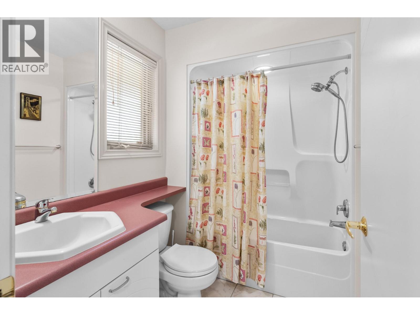 307 Sandpiper Court, Kelowna