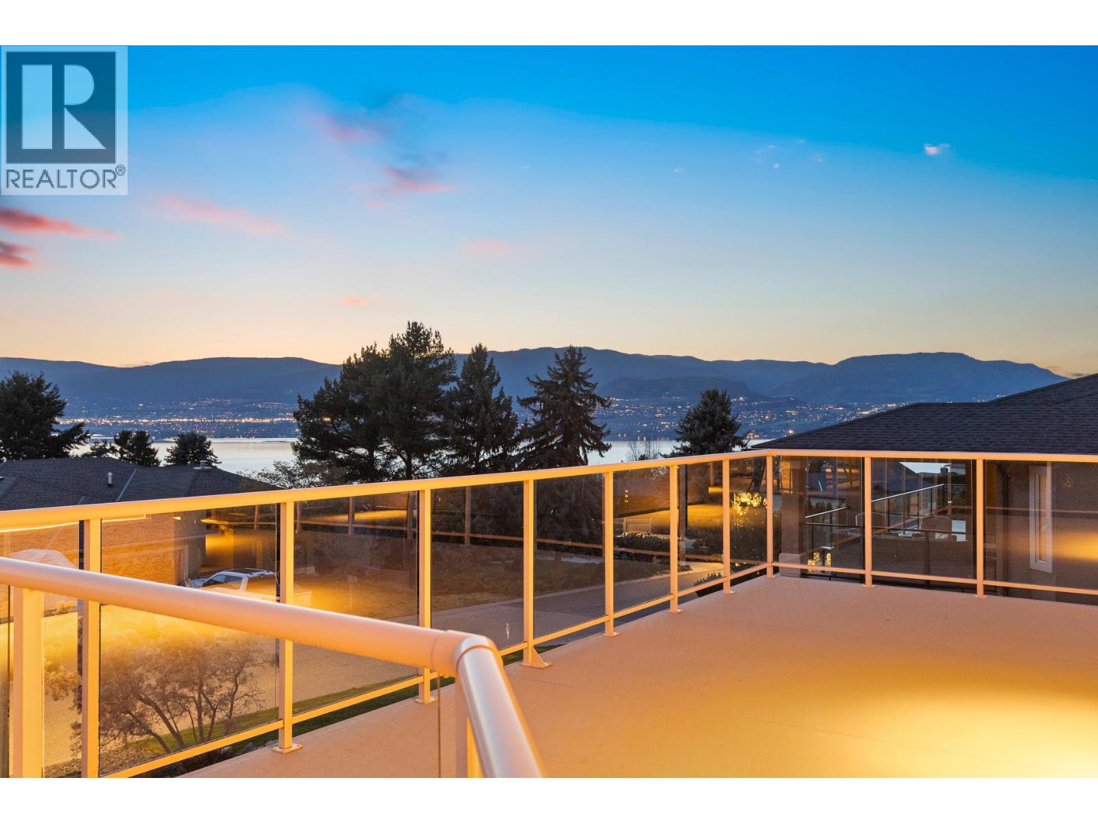 307 Sandpiper Court, Kelowna