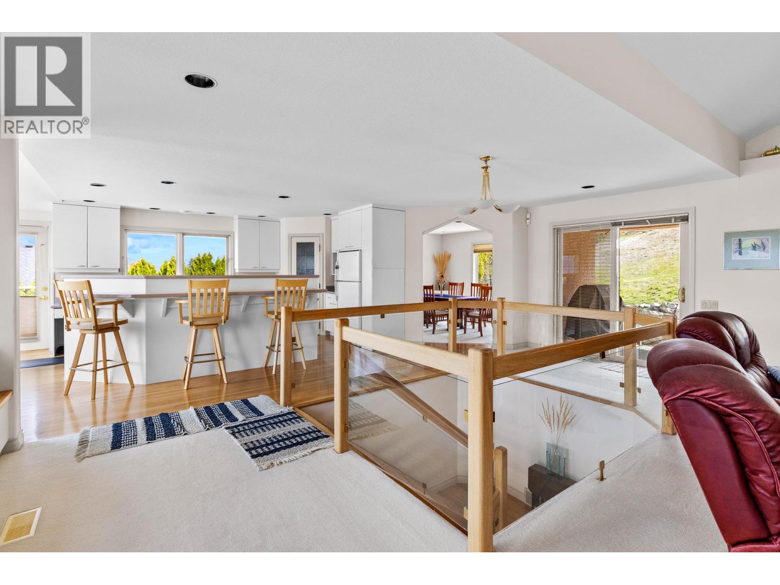 307 Sandpiper Court, Kelowna