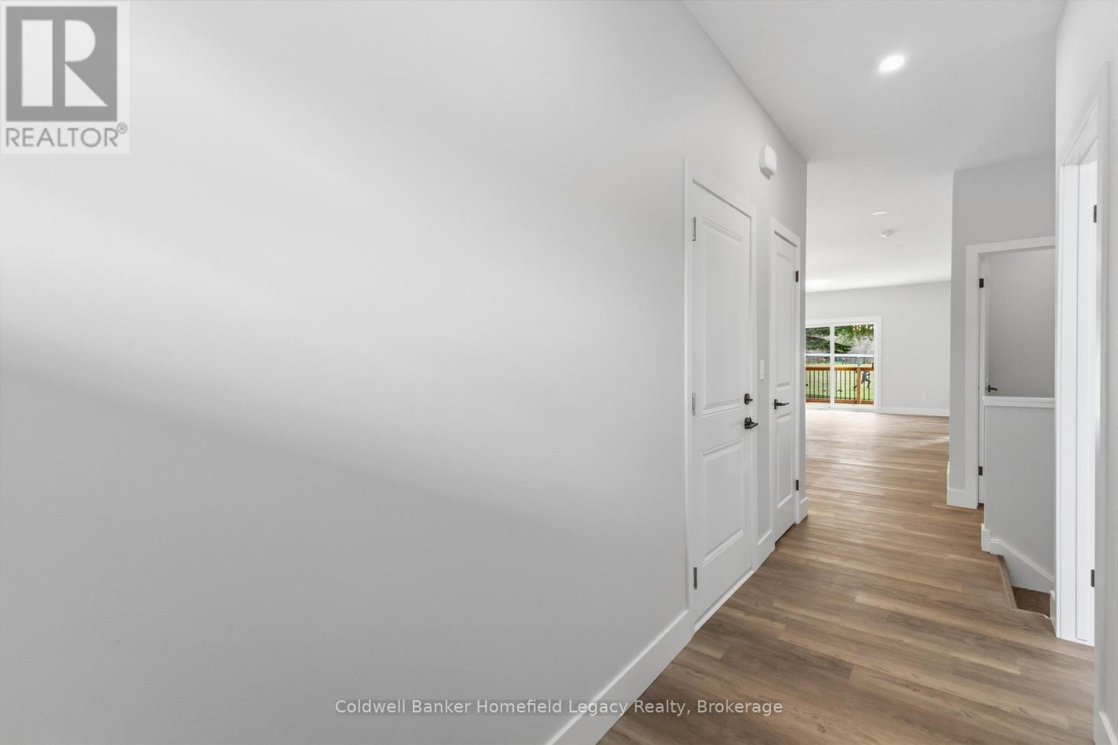 7 - 165 EGAN AVENUE — photo 12