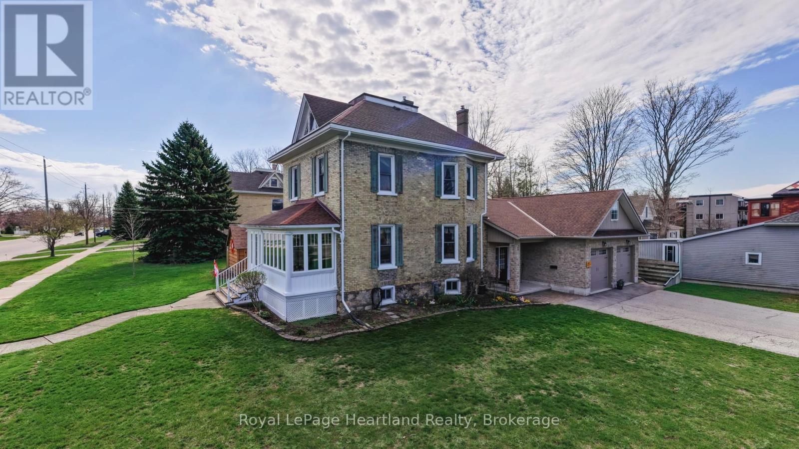 67 ELGIN AVENUE W - 50
