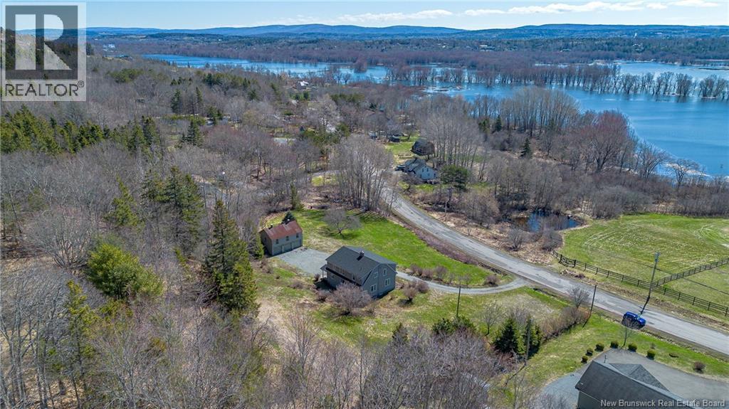 238 Pickwauket Road - 4