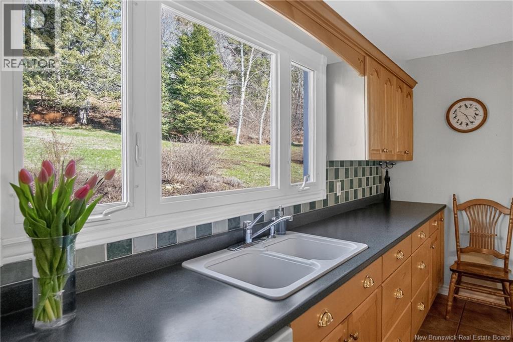 238 Pickwauket Road - 16