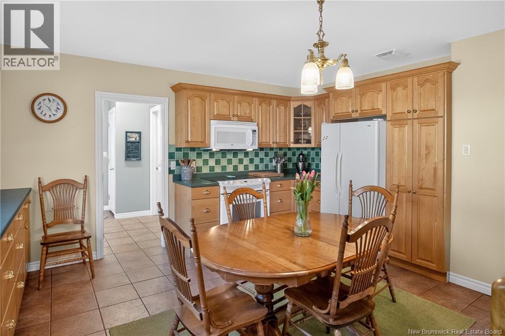 238 Pickwauket Road - 15