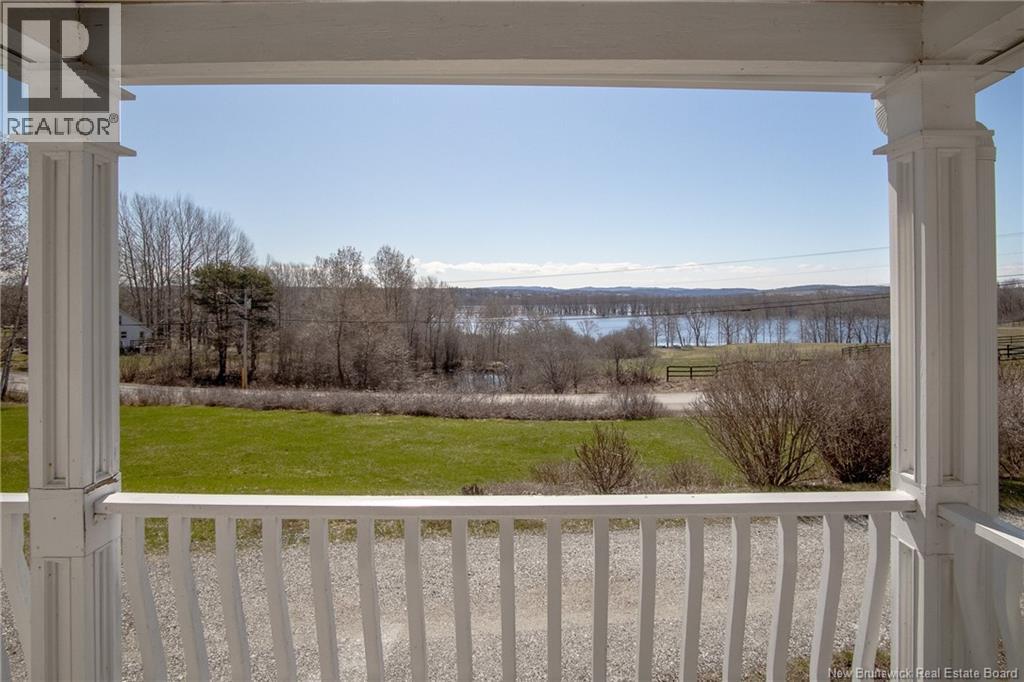 238 Pickwauket Road - 5
