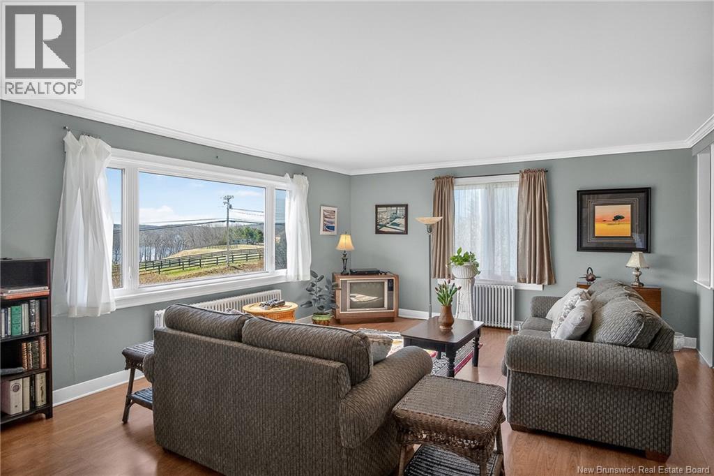 238 Pickwauket Road - 8
