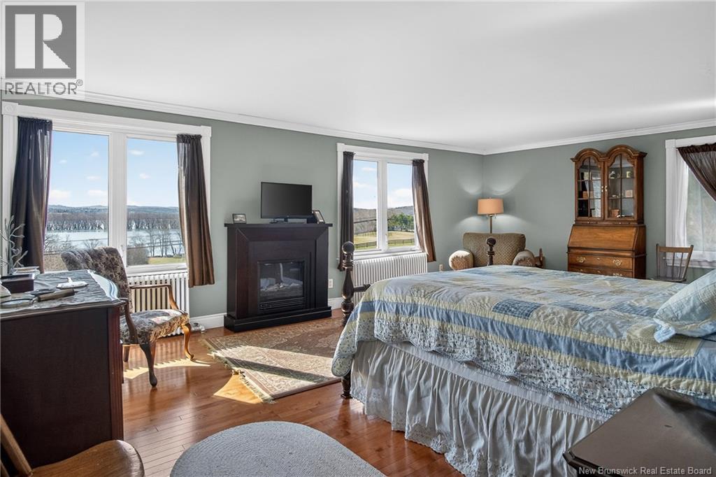 238 Pickwauket Road - 35